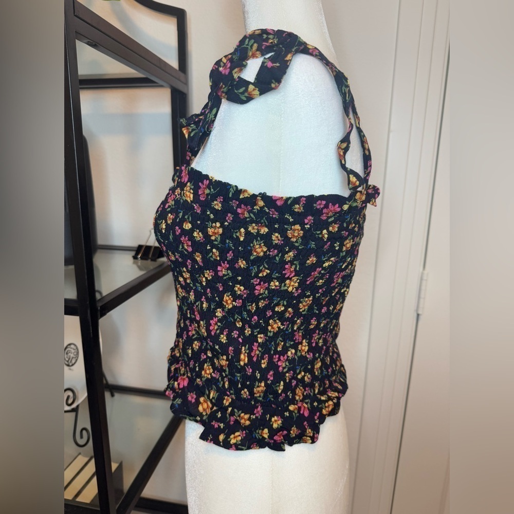 NWT LOST + WANDER PARTY TIL' DAWN SMOCKED FLORAL PRINT TIE STRAP CROP TOP SIZE M - Picture 8 of 10